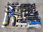  Hydraulic Cylinders