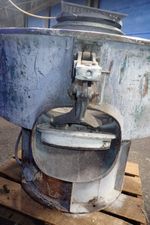  Vibratory Finisher