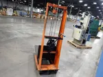 Economy Engineering Manual Lift