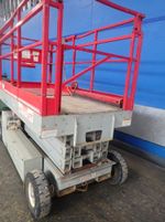 Mayville Engineering Co Mayville Engineering Co 2548 Platform Scissor Lift
