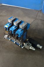 Eaton Hydraulic Valve