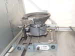  Vibratory Feeder Robot