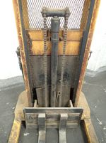 Big Joe Electric Straddle Lift