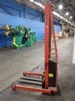 Wesco Electric Straddle Lift