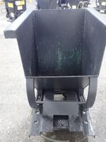 Universal Handling Hopper