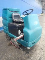 Tennant Tennant M7100 Floor Scrubber