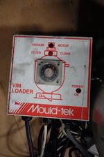 Mouldtek Vacuum Loader