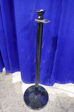  Pedestal Stand