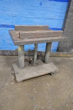  Lift Table