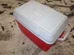 Rubbermaid Cooler