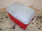 Rubbermaid Cooler