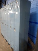  Locker