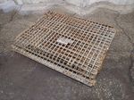 Union Steel Products Collapsible Wire Basket 