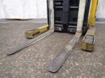 Yale Yale Nr040adns24te091 Electric Straddle Lift