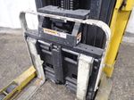 Yale Yale Nr040adns24te091 Electric Straddle Lift