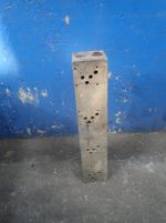  Valve Block