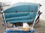 Tennant Tennant 5700xp Floor Scrubber