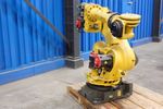 Fanuc Ltd Robot R2000ib 210f