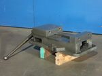 Kurt Manufacturing Co 8 Machine Vise