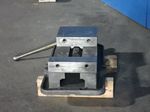 Kurt Manufacturing Co 8 Machine Vise