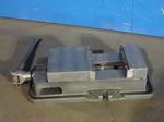 Kurt Manufacturing Co 8 Machine Vise