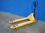  Pallet Jack
