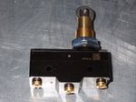 Omron Roller Limit Switch