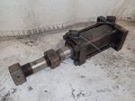  Hydraulic Cylinder