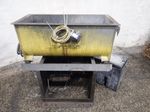 Burr King Vibratory Finisher