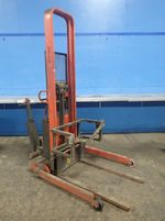 Wesco Electric Straddle Lift