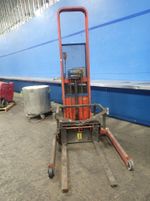 Wesco Electric Straddle Lift