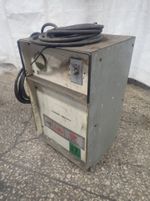  Battery Charger