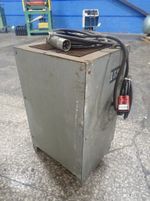 Battery Charger