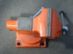 Pony  Vise