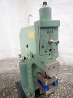 Joraco Toggle Press