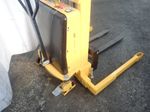 Uline Electric Straddle Lift