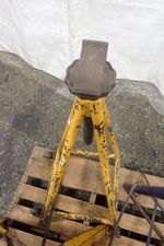  High Reach Tripod Stands