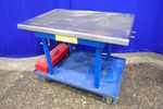  Manual Lift Table