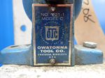 Owatonna Tool Manual Hydraulic Press