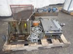 Feed Lease Feeder