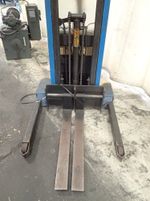 Crown Electric Straddle Lift