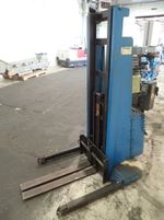 Crown Electric Straddle Lift