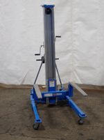 Genie Manual Roll Lift