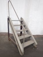  Portable Stairs