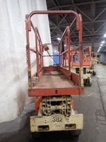 Jlg Jlg Cm2033  Platform Scissor Lift