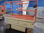 Jlg Jlg  2032e2  Platform Scissor Lift