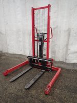 Dayton Straddle Lift