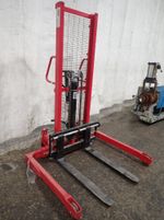 Dayton Straddle Lift