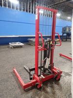 Dayton Straddle Lift
