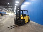 Caterpillar Propane Fork Lift